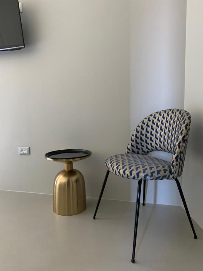 Luciani 33 Luxury Rooms Salerno Exterior photo